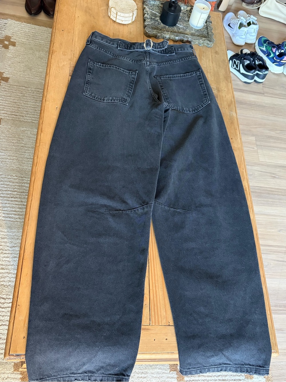 BDG logan buckle barrel jean